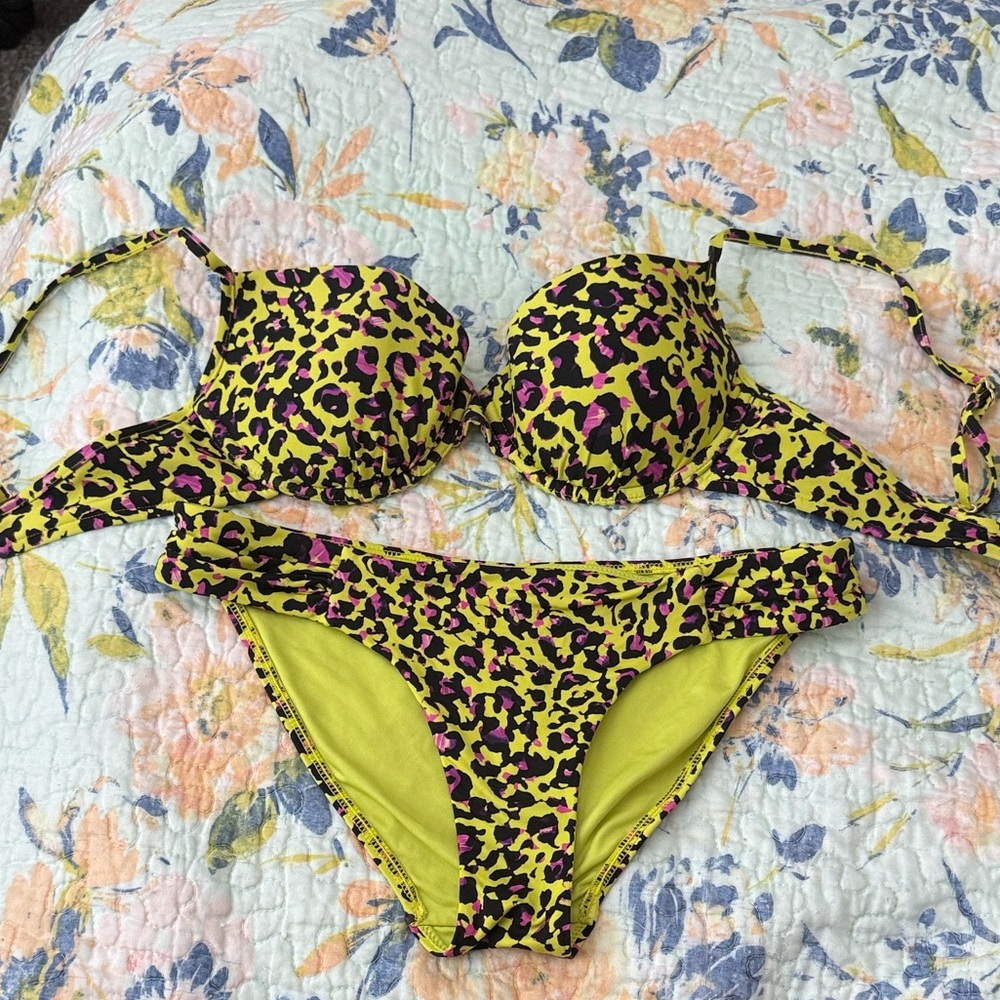 Victoria's Secret Neon Lime Leopard Print Bikini